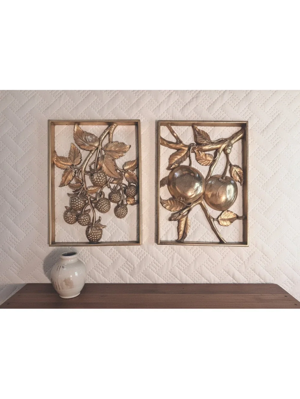 Vintage Set of 2 Syroco Hollywood Regency MCM Gold Molded Fruit Wall Plaques